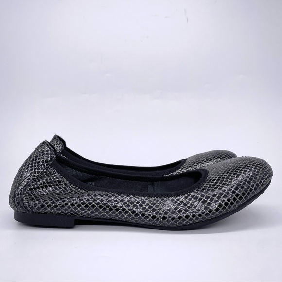 BORN Snakeskin Ballet Flats Black Silver Slip On Round Tie Comfort Shoes Size 8 - Picture 1 of 9